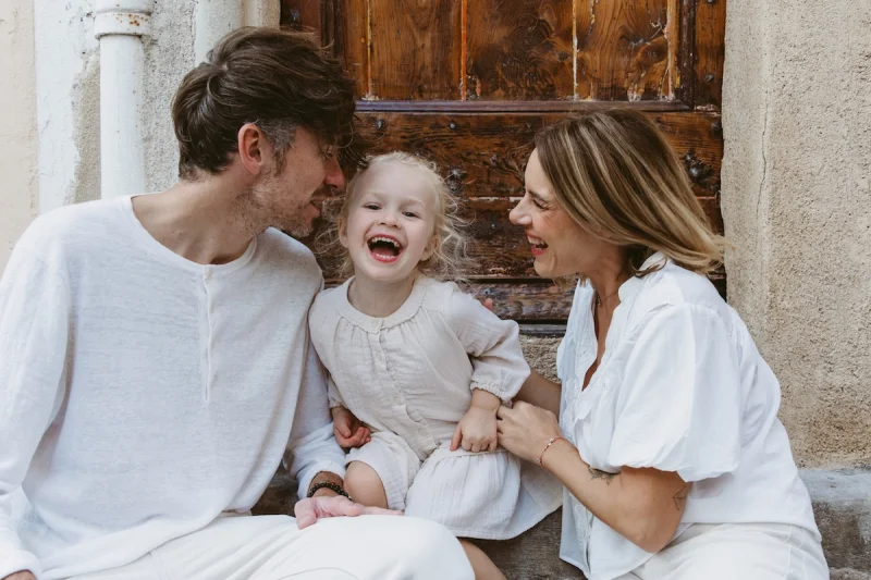Séance famille au Suquet à Cannes