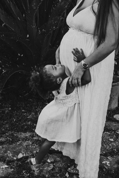 Séance photo grossesse en famille à Pégomas | Côte d'Azur