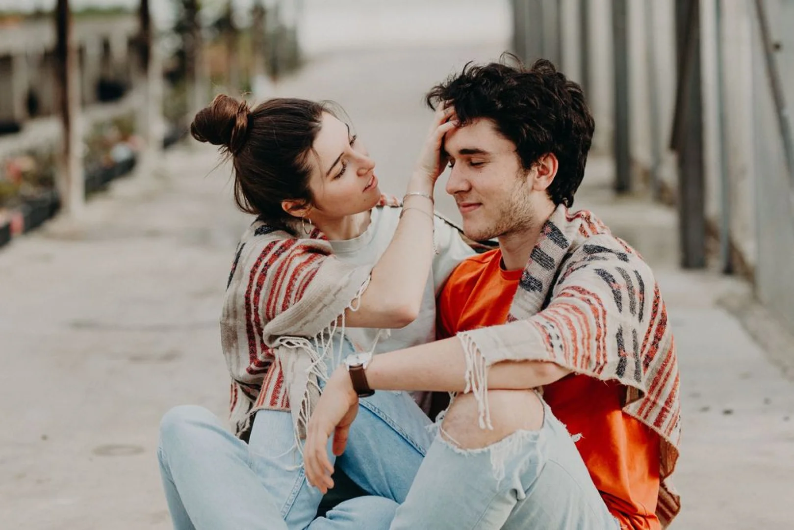 large_couple_6_7d9f796eca