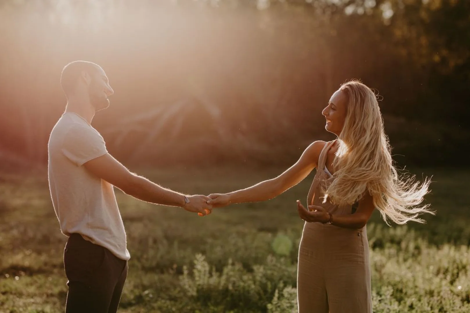 large_seance_couple_la_roquette_sur_siagne2_bb1f2f8215