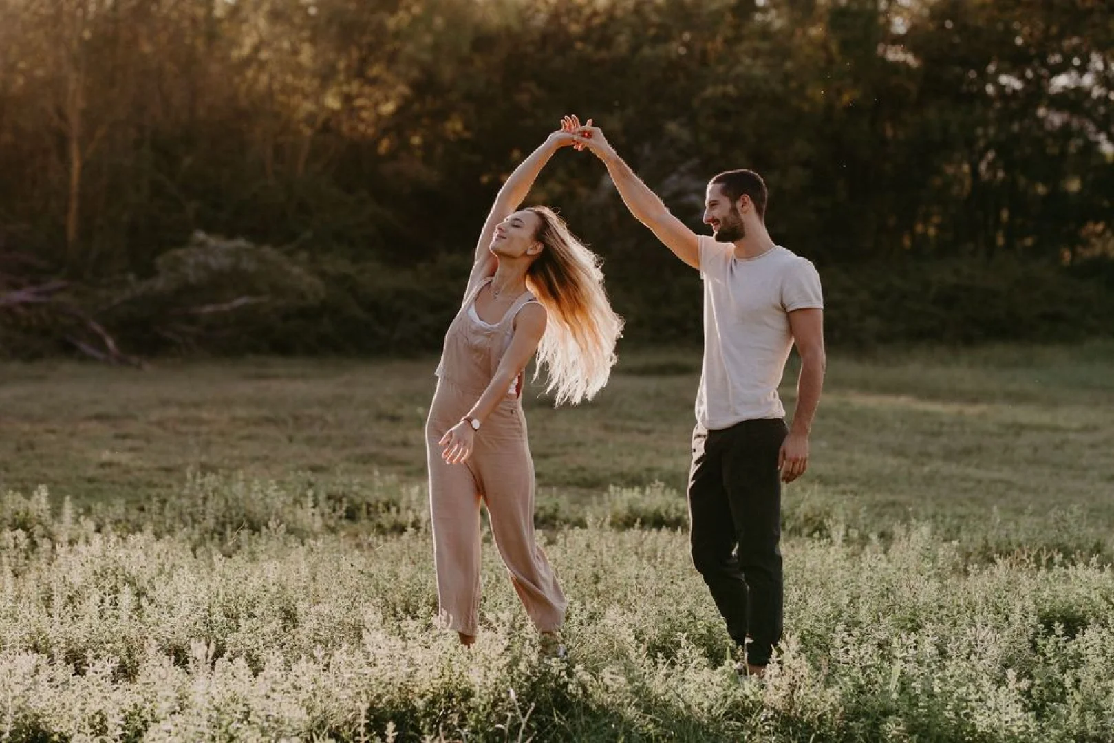 large_seance_couple_la_roquette_sur_siagne4_7b9f1bf00b