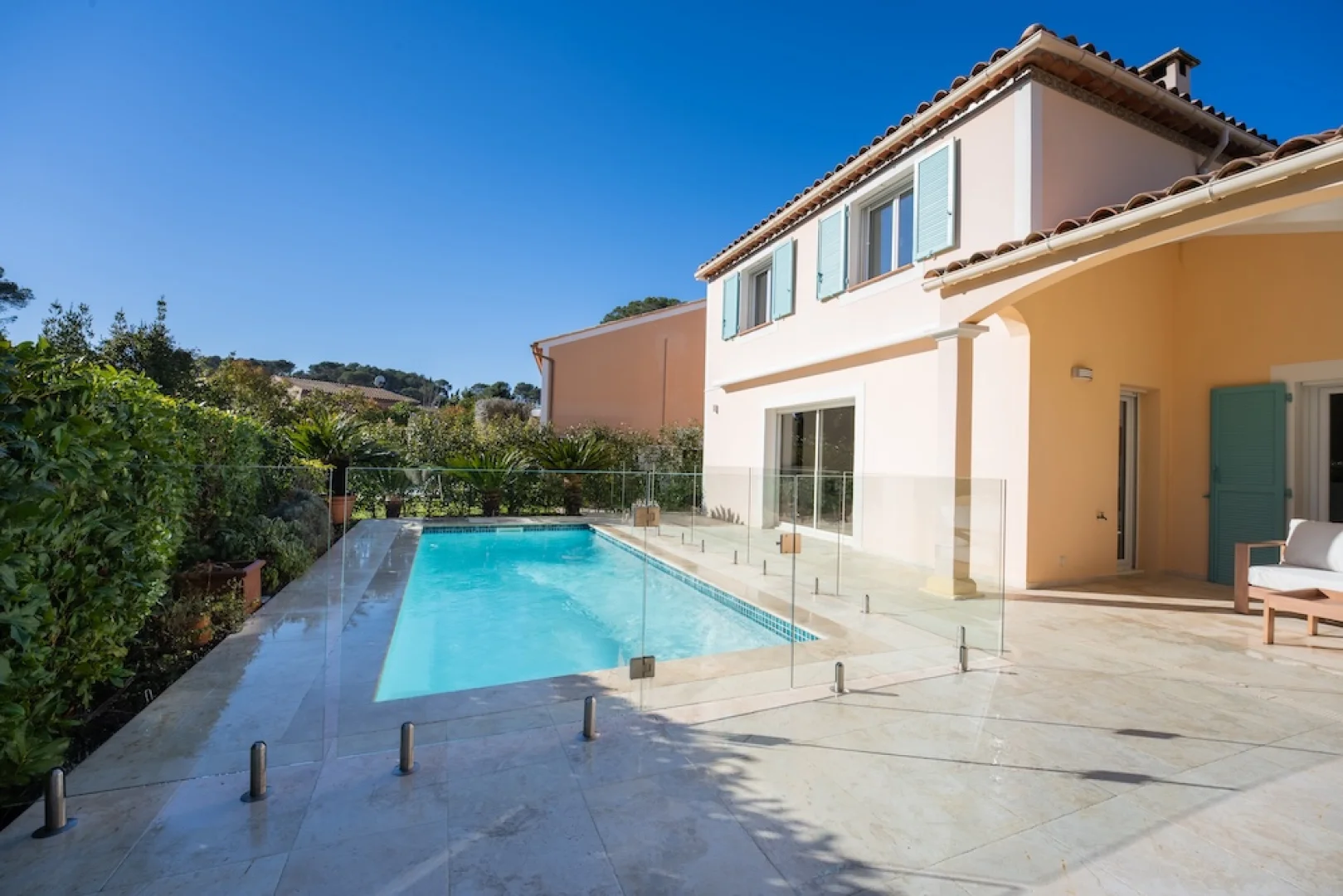 maison-location-valbonne