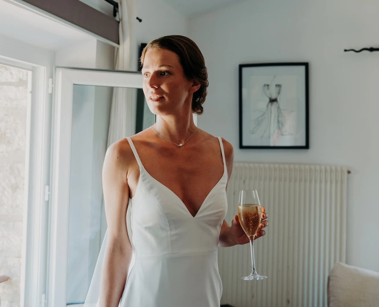 mariee-preparatifs-champagne