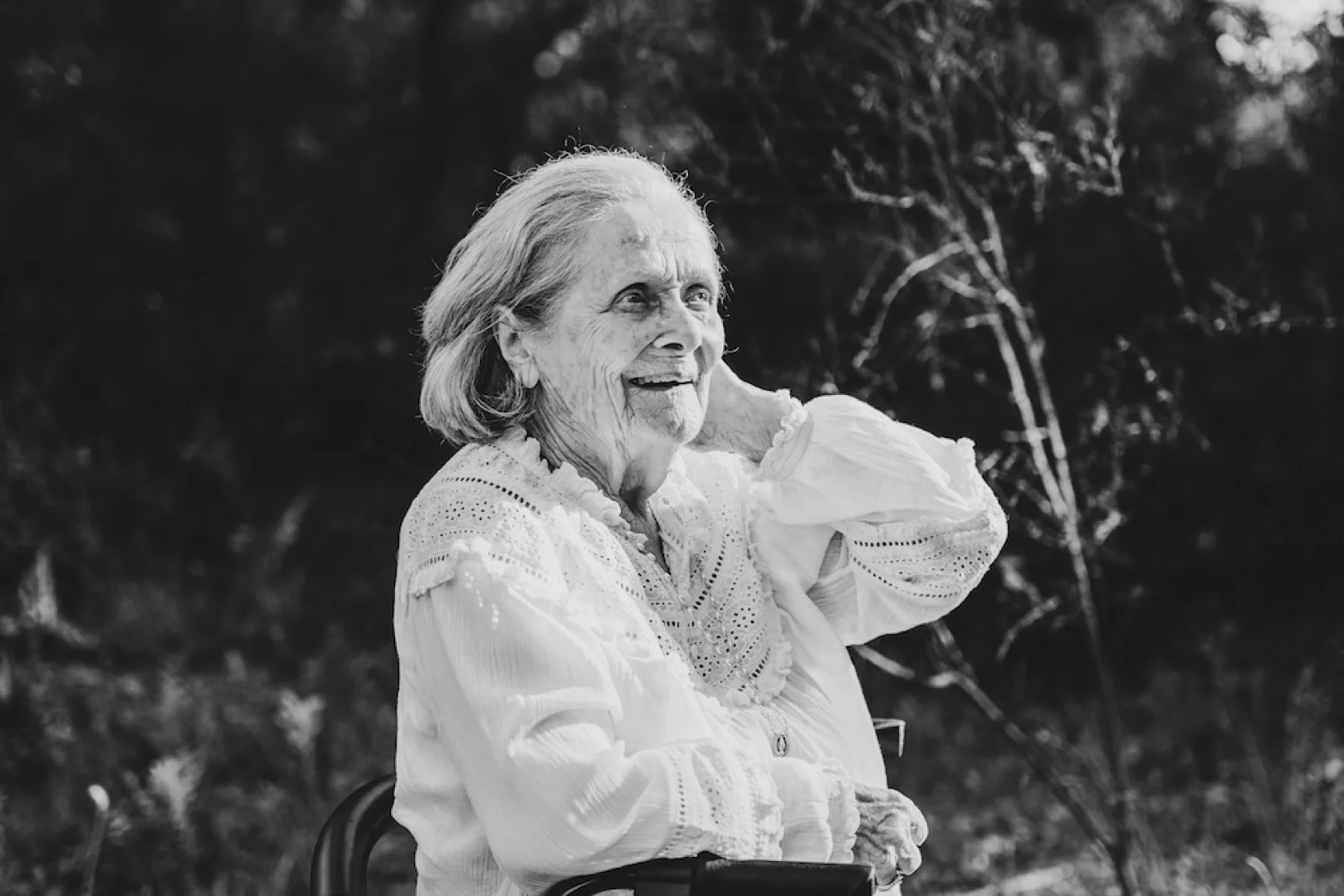 portrait-arriere-grand-mere-noir-blanc