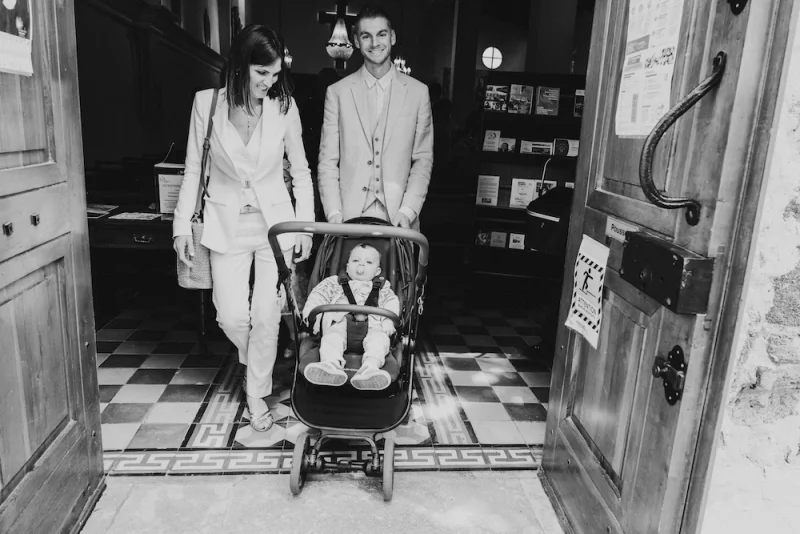 photo-bapteme-noir-et-blanc