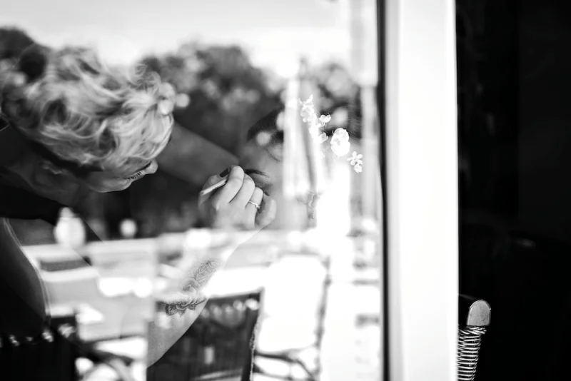 preparatifs-mariage-photo-noir-et-blanc